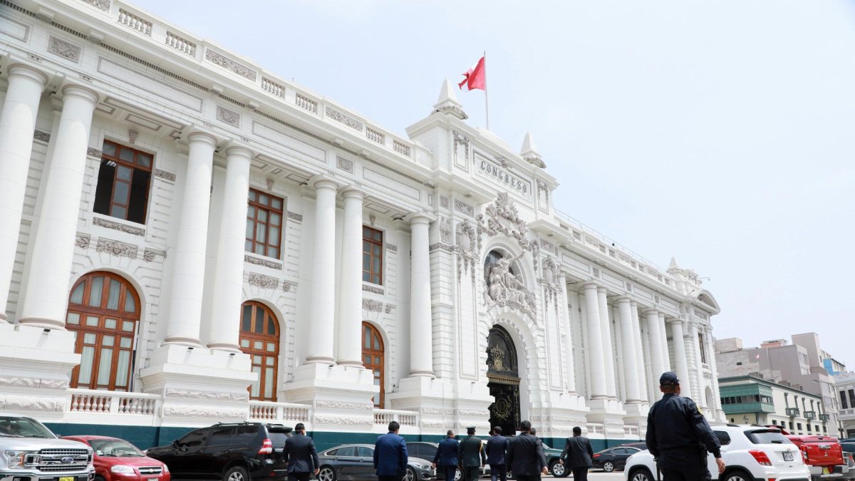 Vista general de la sede del Congreso peruano, en una fotografía de archivo.