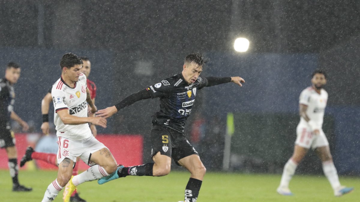 En el cotejo de ida, Independiente del Valle se impuso por 1-0 a Flamengo presentando un buen juego. Los rayados quieren dar otro golpe en la casa de uno de los clubes grandes del continente.