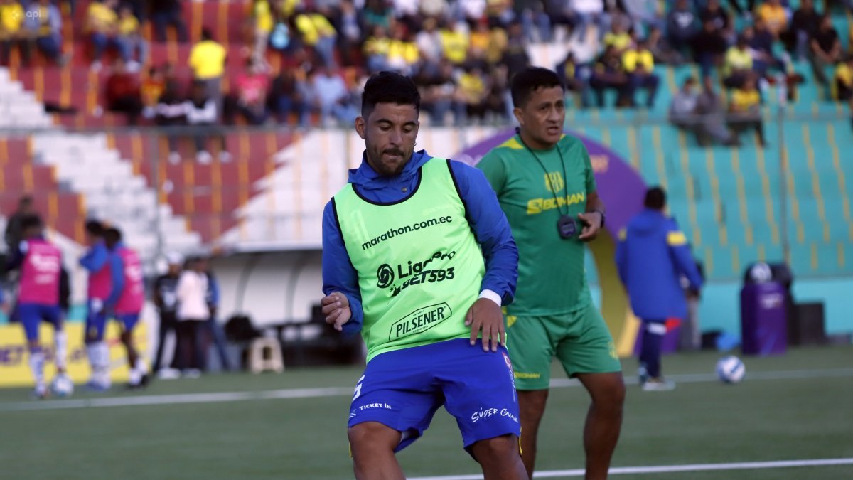 Joaquín Vergés tuvo un buen debut con Gualaceo, elenco al que regresó tras jugar en 9 de Ocrubre.