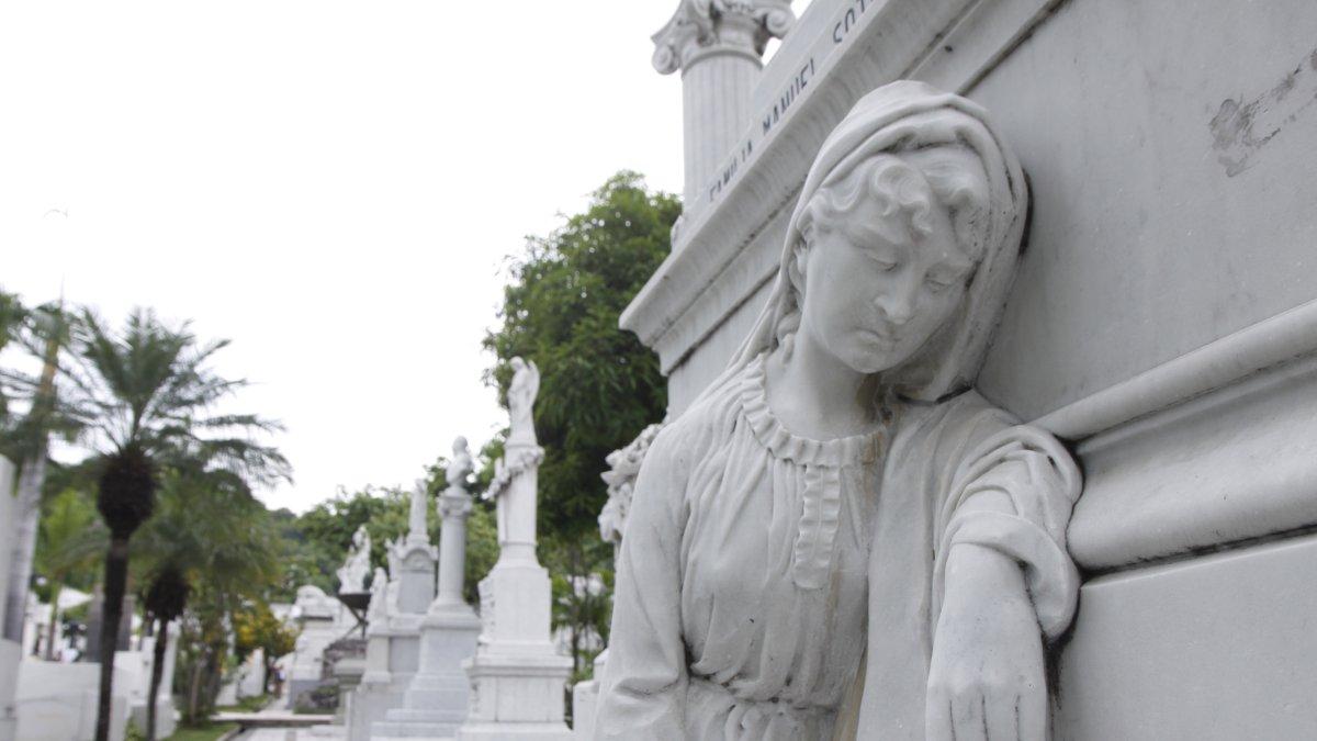 Historia. El Cementerio General acoge una serie de obras artísticas.