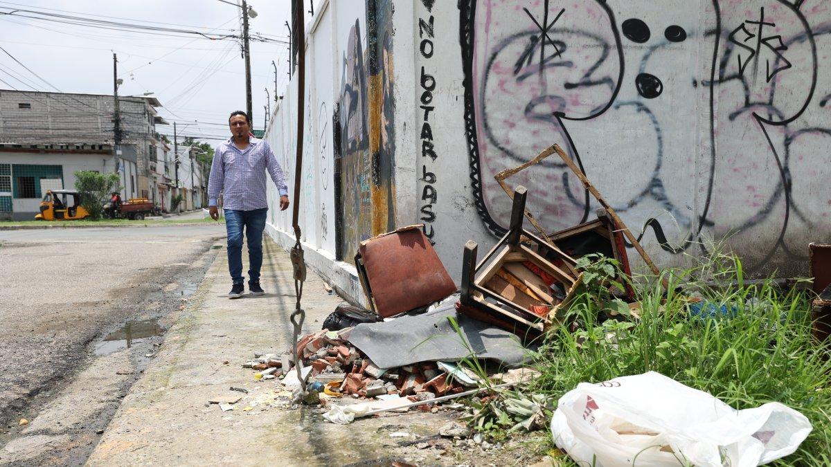 El basurero está ubicado en la denominada ‘pampa’ de la ciudadela Las Orquídeas.
