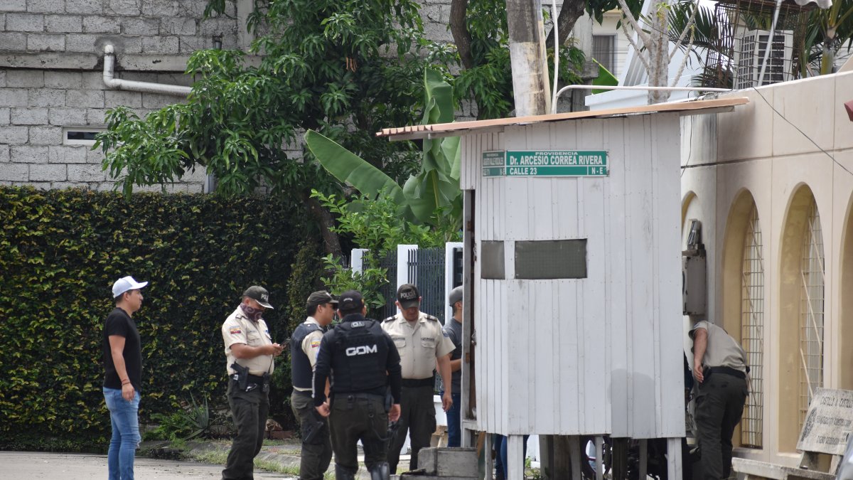 La garita de vigilancia donde fue encontrado el cuerpo del guardia asesinado.