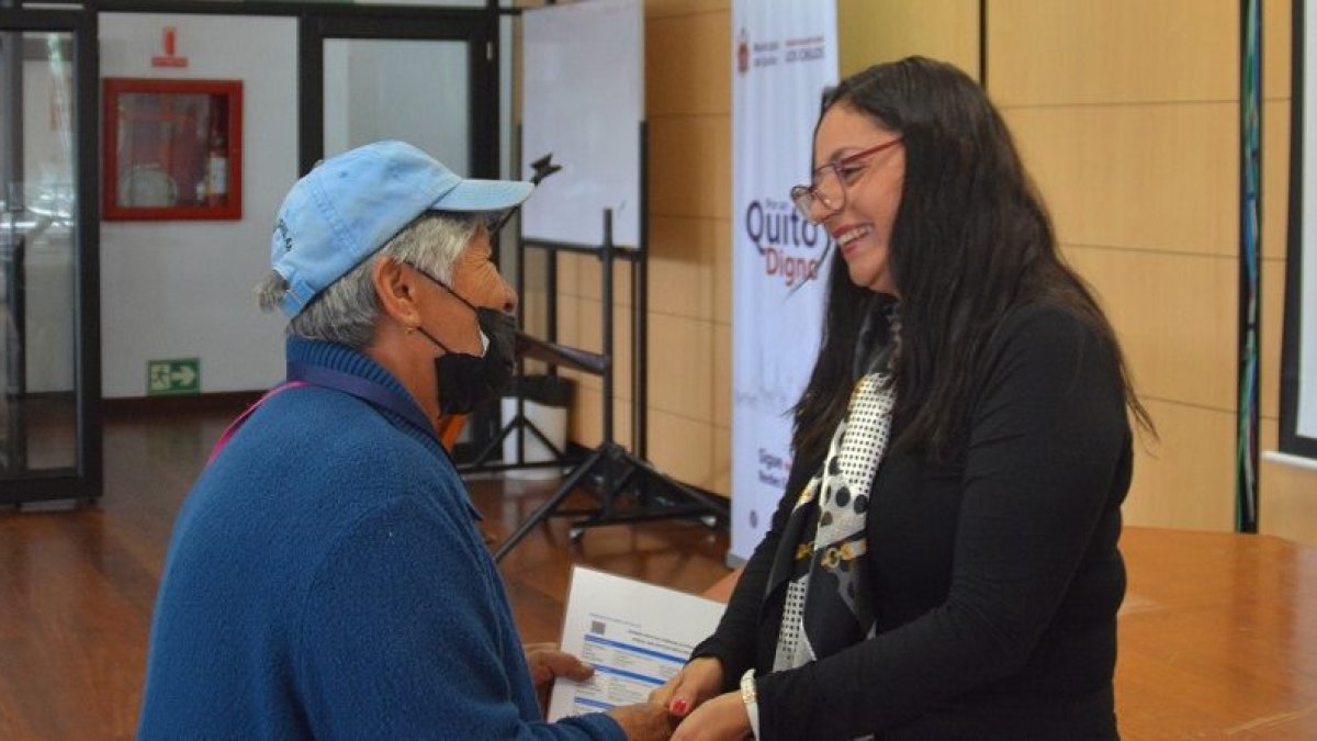 Venta. La regularización de los comerciantes autónomos duró tres meses.