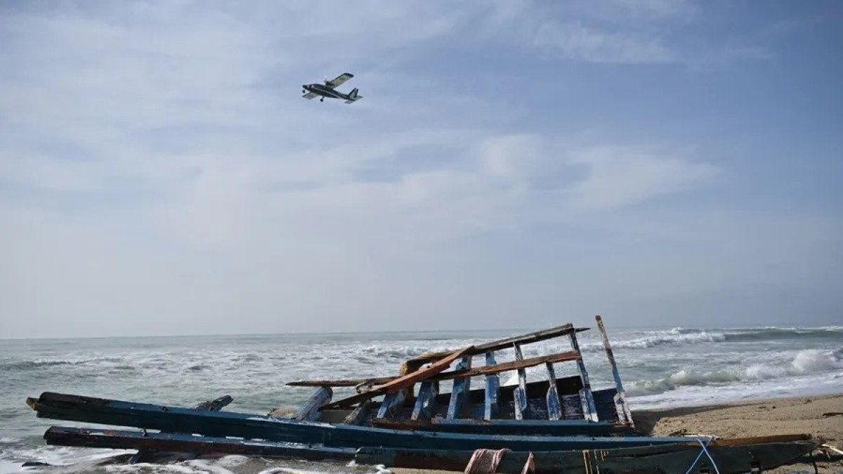 Restos del naufragio frente a las costas de Crotone ( Calabria, sur de Italia).(Italia).