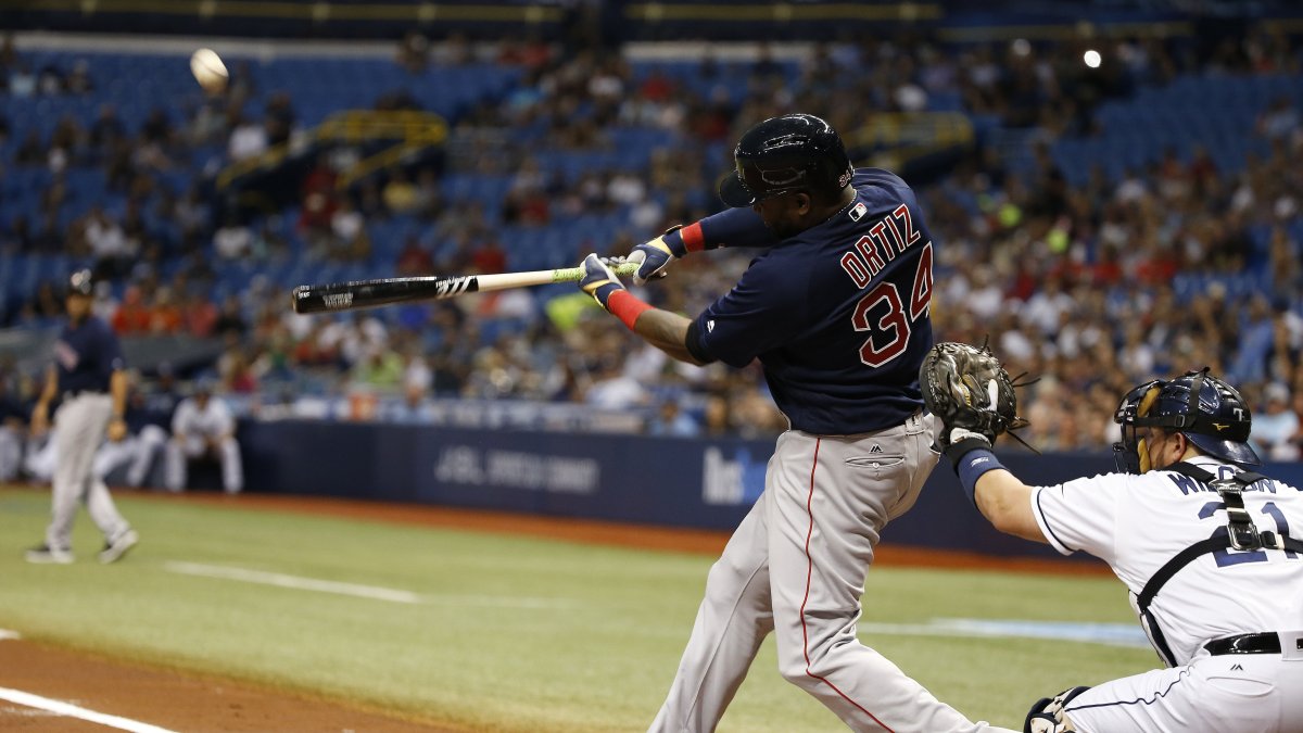 David Ortiz, beisbolista retirado pero emblema de los Medias Rojas, asesorará el trabajo de Rafael para la temporada.