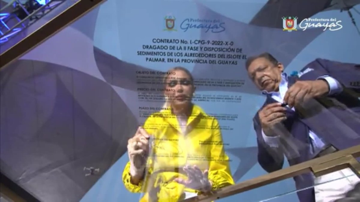 Fecha. El pasado 17 de mayo se daba por hecho el dragado del río Guayas con la firma de un contrato con el Consorcio Dragando por Guayas.