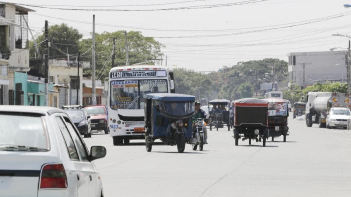 Las tricimotos circulan por todo Vergeles