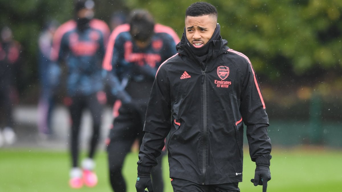 El equipo de Mikel Arteta sonríe tras la vuelta de Gabriel Jesús a los entrenamientos.