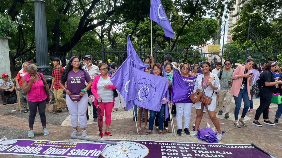 En ediciones anteriores, los colectivos feministas se concentraban en el parque Centenario de Guayaquil.