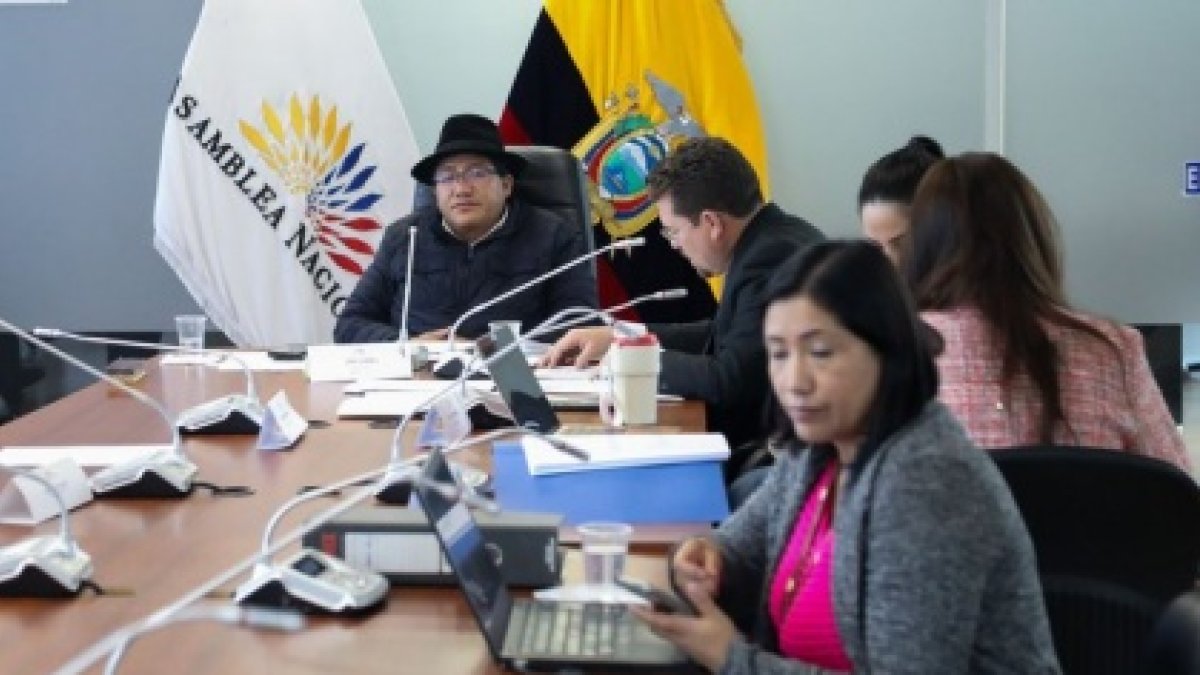 El Comité de Ética se reunió para escuchar el informe elaborado por su presidente José Chimbo.