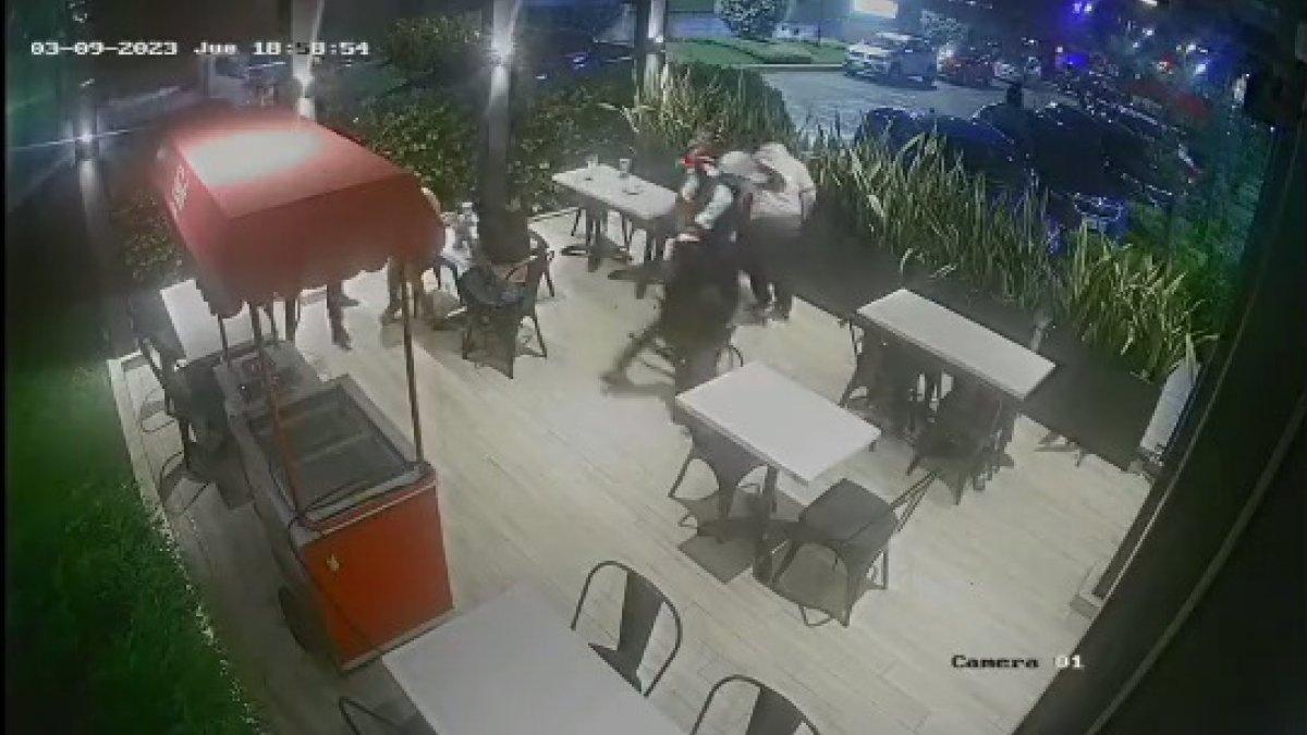 Violento asalto en restaurante de Daule deja a una familia secuestrada