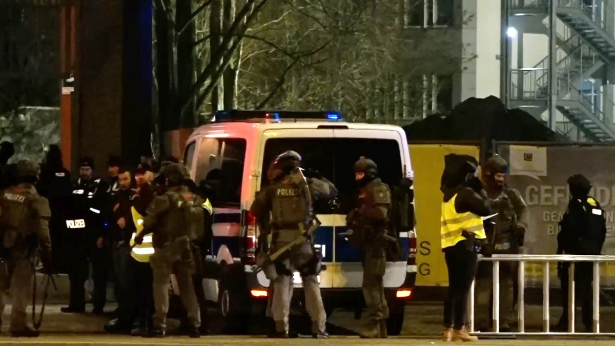 El ataque se produjo, cuando el agresor entró en el edificio de tres plantas y dispara a quienes oraban.