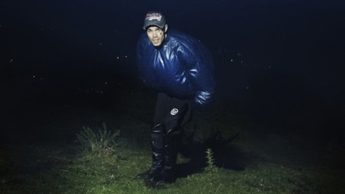 El artista español actualmente está buscando abrirse camino con su música en Latinoamérica.