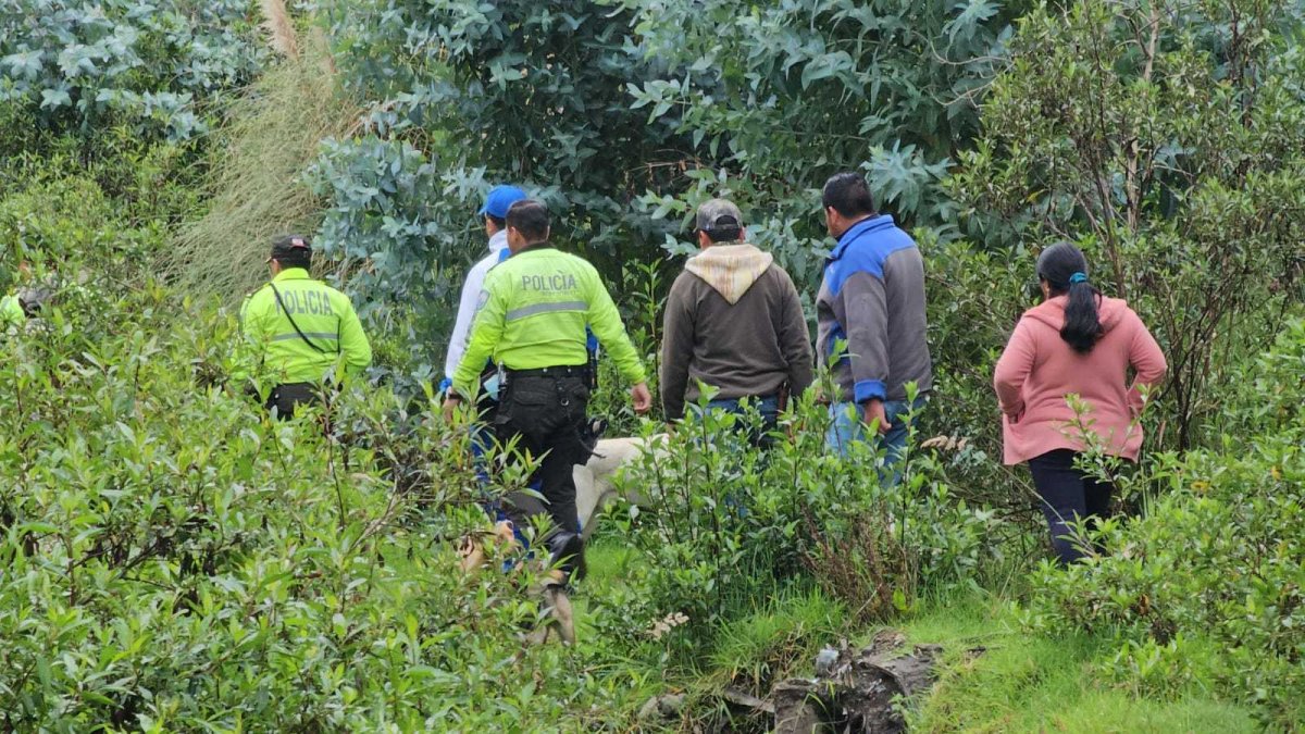 Latacunga. Comuneros de Pastocalle ayudaron en las labores de búsqueda de la joven Doris Poma.