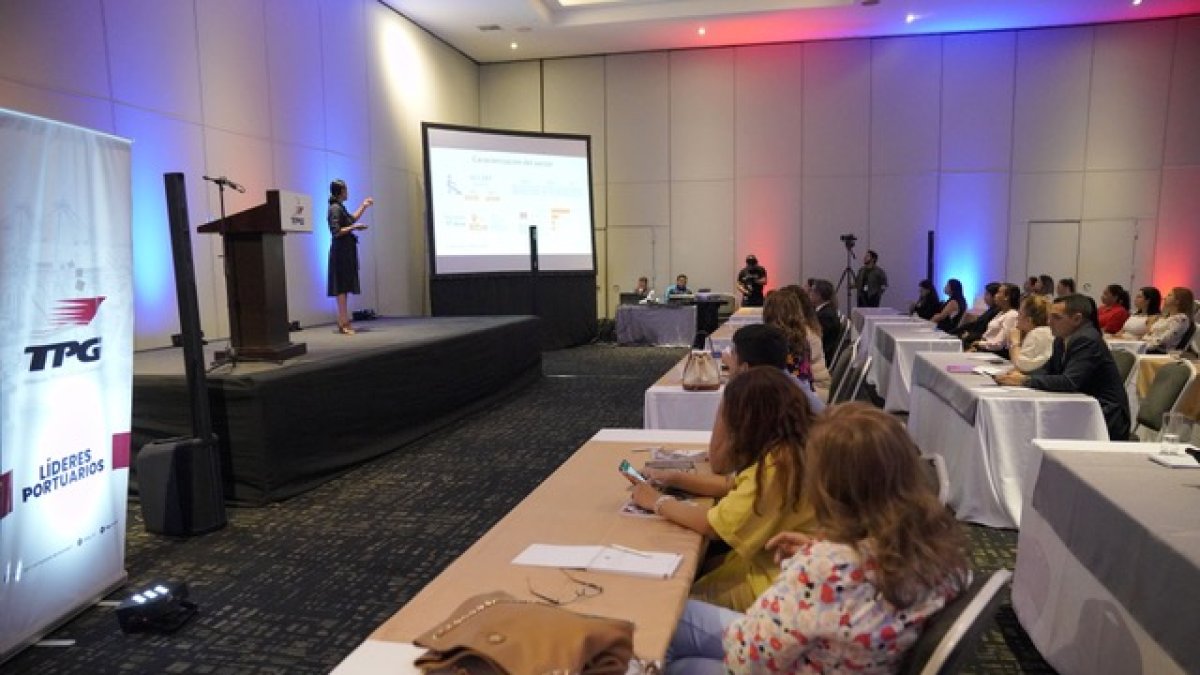 El evento se desarrolló como un homenaje a las mujeres en su día