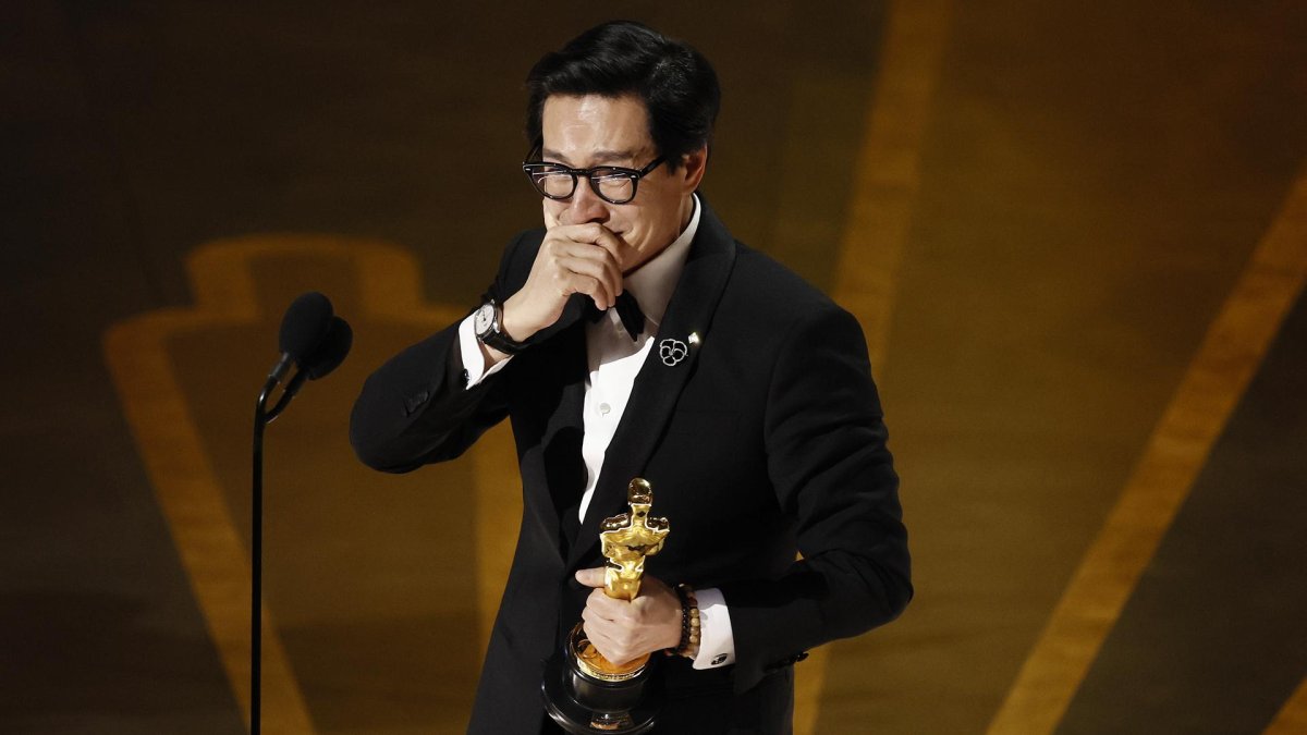 Ke Huy Quan durante la 95 edición de los galardones de la Academia de Hollywood.