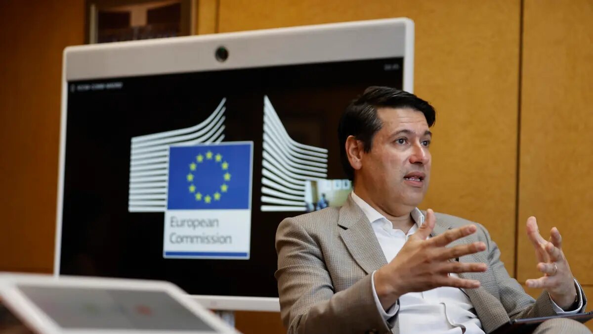 Ejecutivo.- El vicepresidente del Banco Europeo de Inversiones (BEI), Ricardo Mourinho