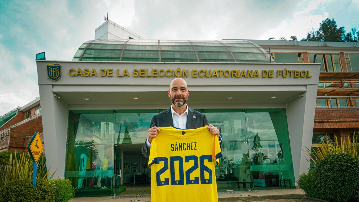 Félix Sánchez buscará plasmar en la Tri la idea de juego que aprendió en el Barcelona español.