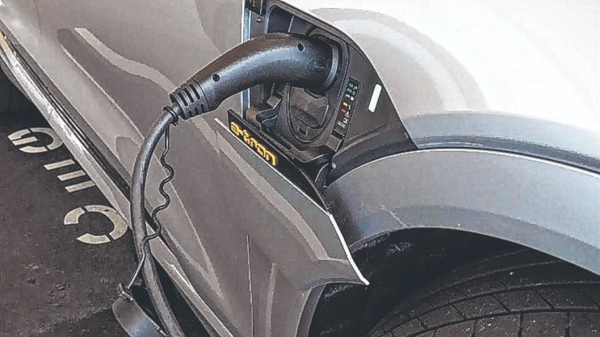 El gobierno alemán ofreció incentivos para quienes dejaban los carros a combustión por eléctricos.