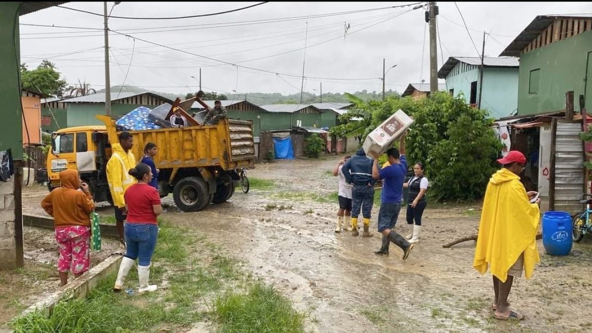Traslado. En todo el país hay 313 damnificados por las fuertes lluvias.