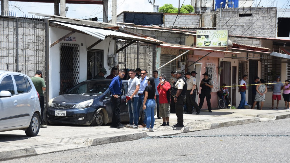 Jorge Patricio Pinzón  fue asesinado mientras se movilizaba en un vehículo.
