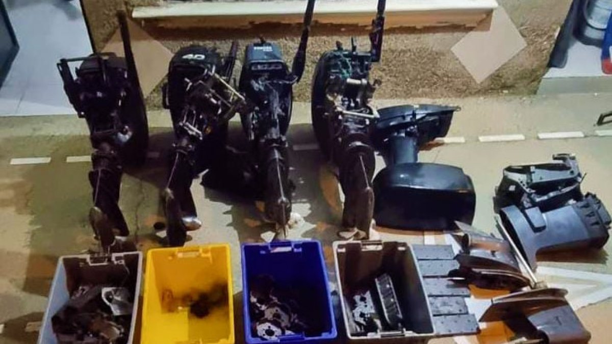 Parte de las evidencias halladas en el inmueble la noche del 16 de marzo.