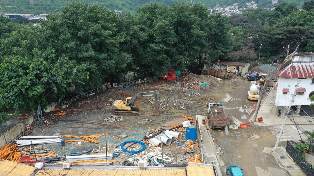 10-03-2023- La casa embrujada se demolió, pero lo que se prometió no llega