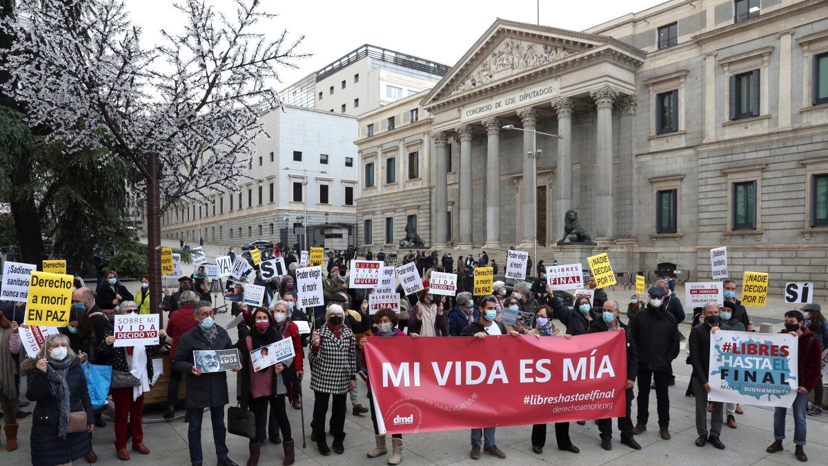 Impulso. La eutanasia se abrió camino en España, hace dos años, con un amplio respaldo del Congreso.