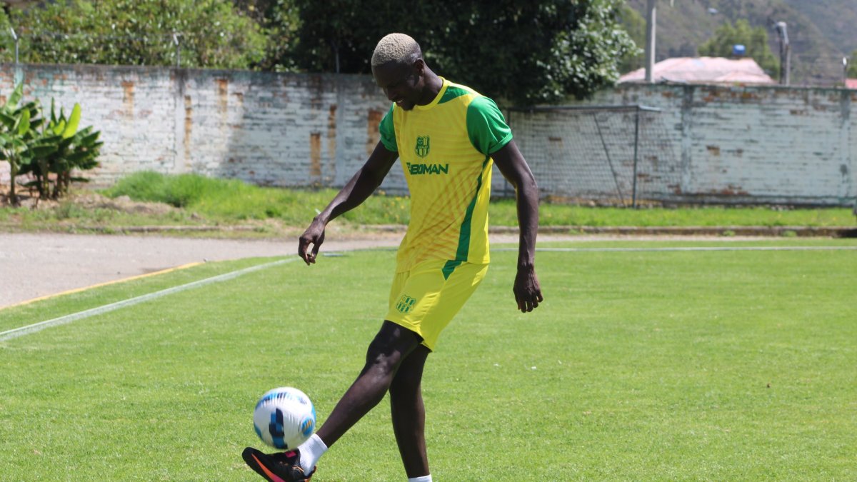 El senegalés de 23 años llegó en este 2023 al Gualaceo.