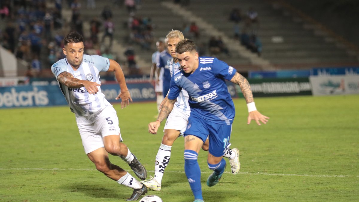 El jugador uruguayo cumple bien el espacio dejado por Joao Rojas en Emelec.