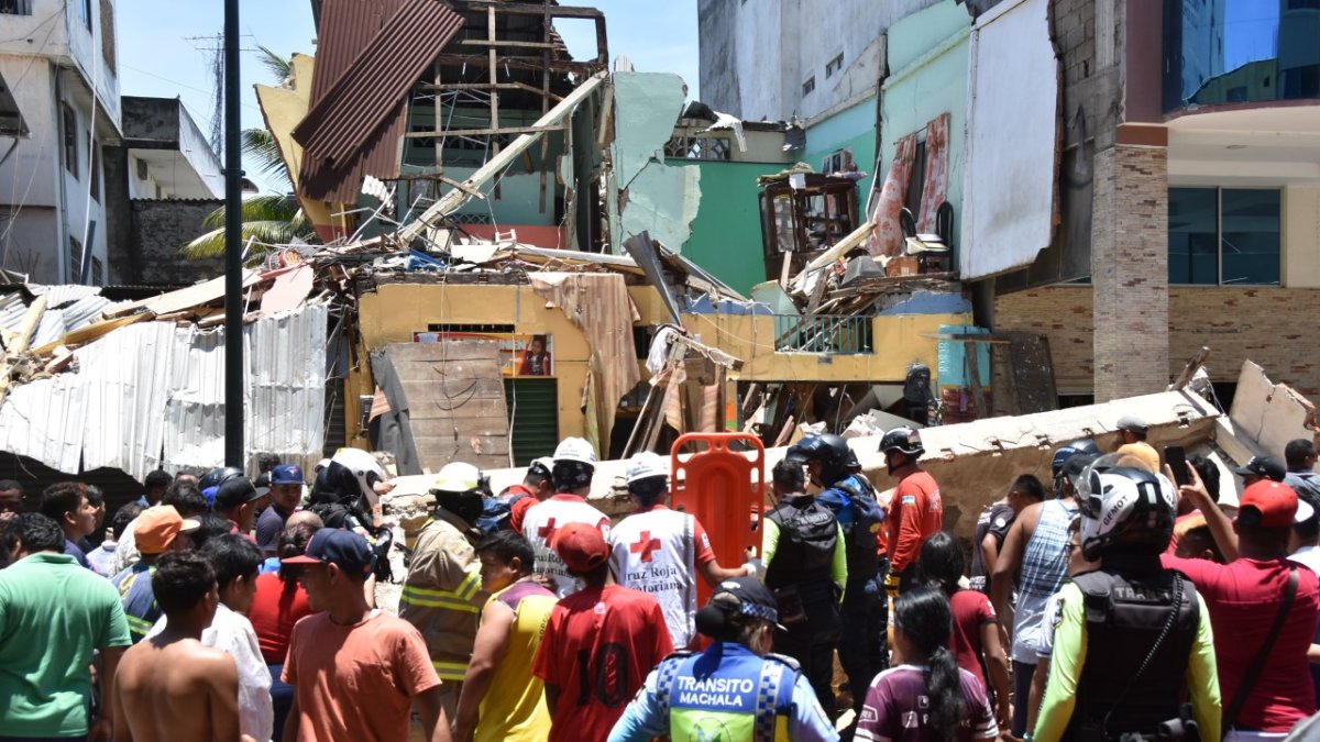 Reacción. Vecinos de las casas más afectadas aún mantienen temor.