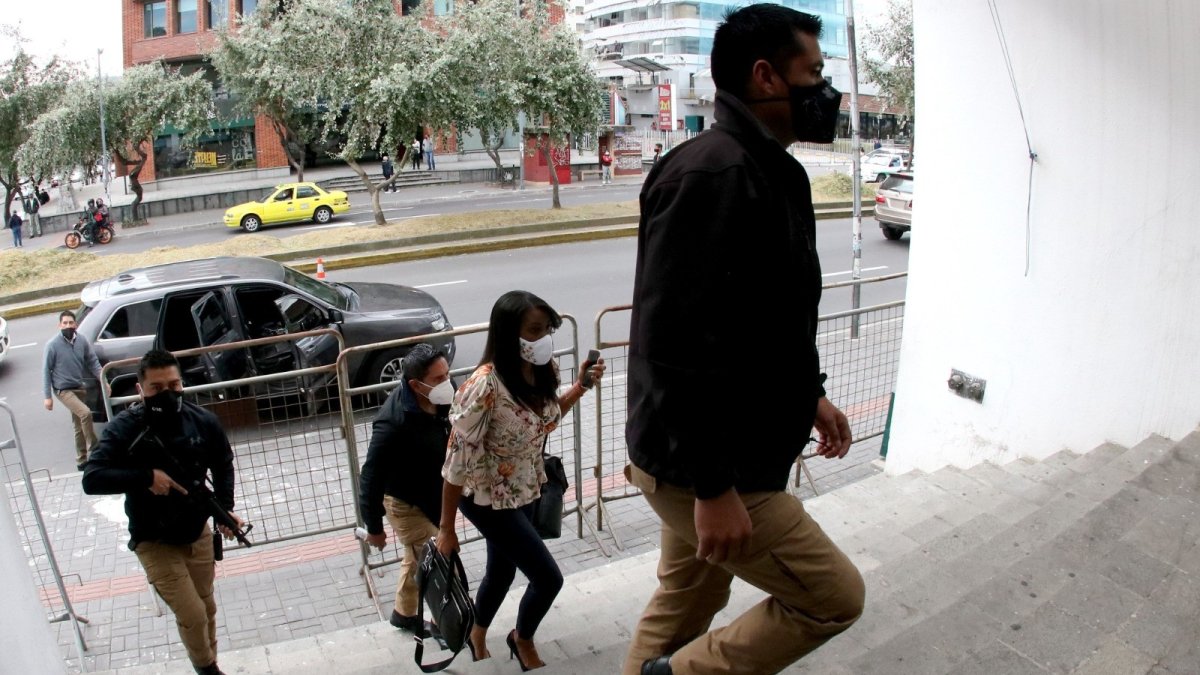 Protección. Cerca de cuatro años han permanecido en la Fiscalía los uniformados asignados a la fiscal.