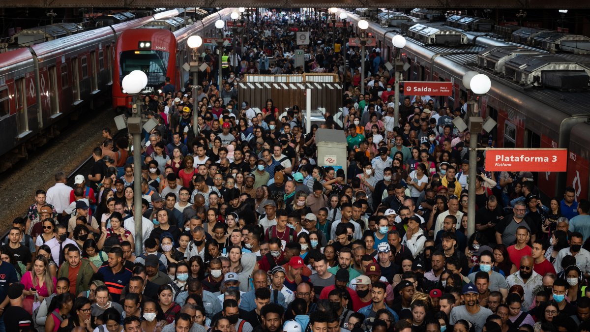 La huelga, que se estima que ha impactado directamente a 3 millones de personas que circulan a diario por las líneas afectadas