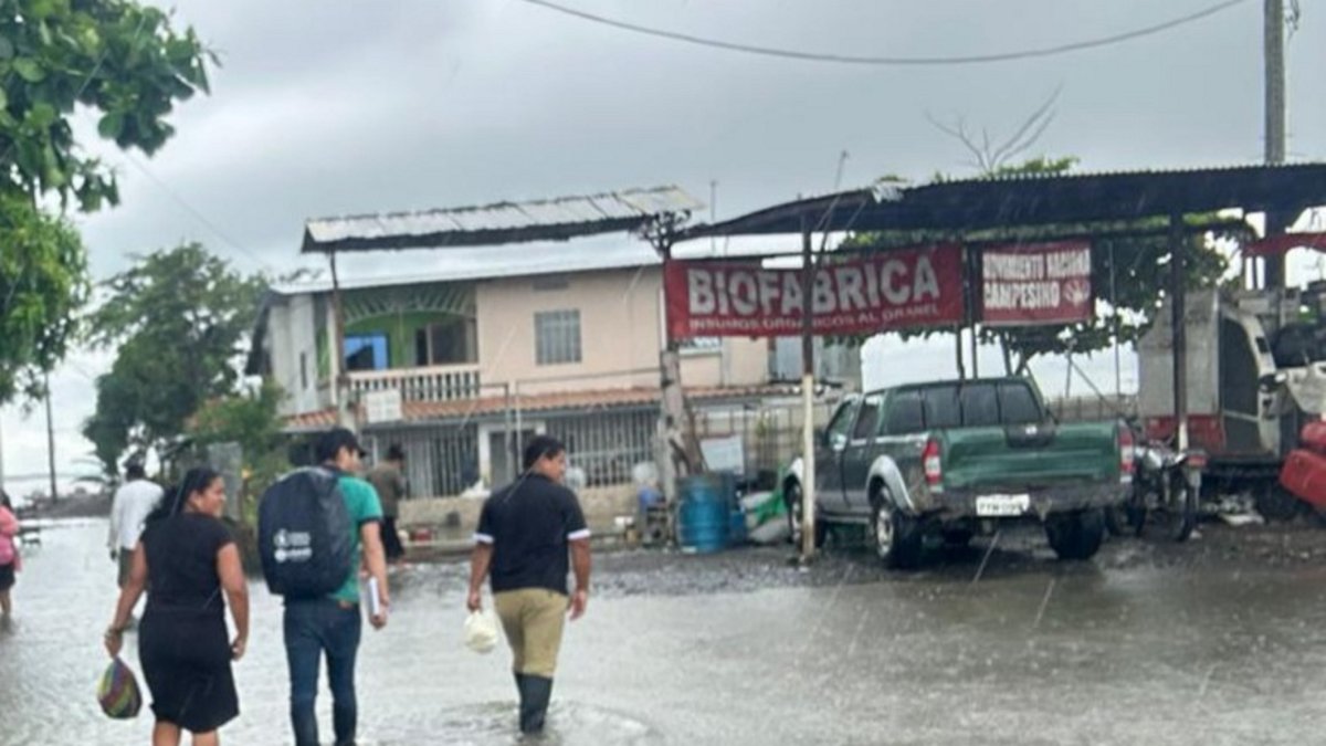 Calles de Samborondón luego de las intensas lluvias.