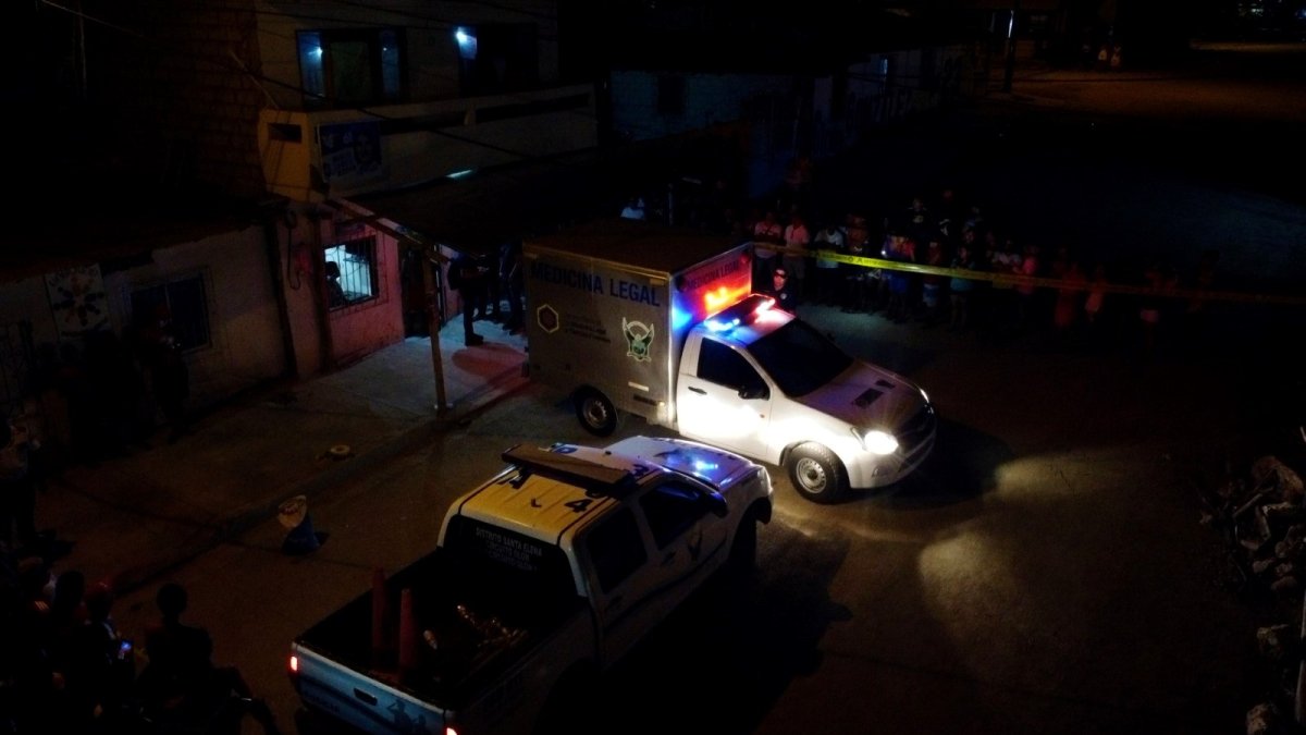 Los peritos policiales llegaron al punto a retirar el cuerpo.