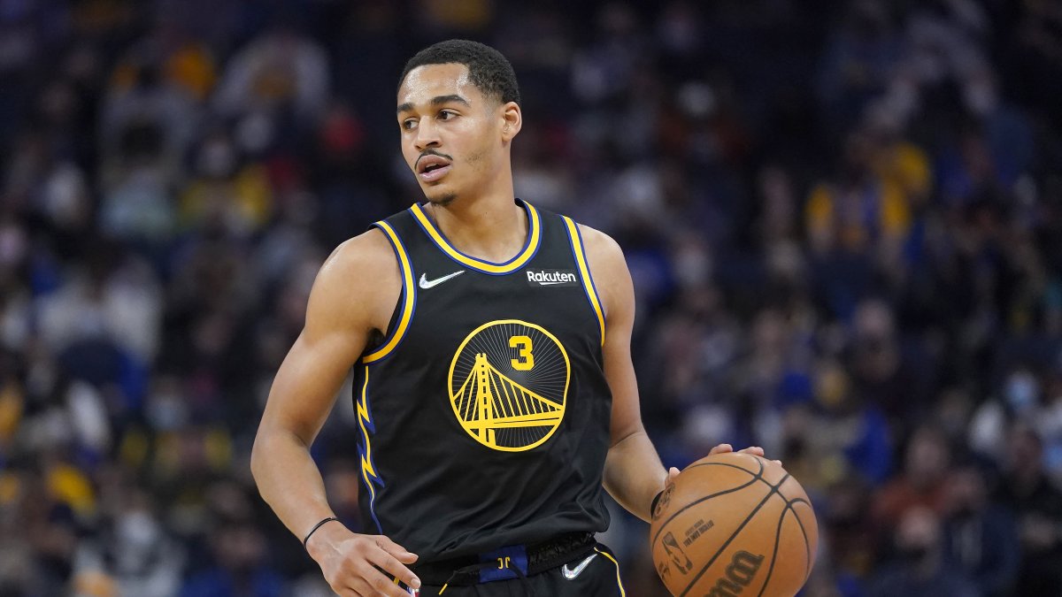 Poole anotó 19 de sus 33 puntos en un extraordinario cuarto período.