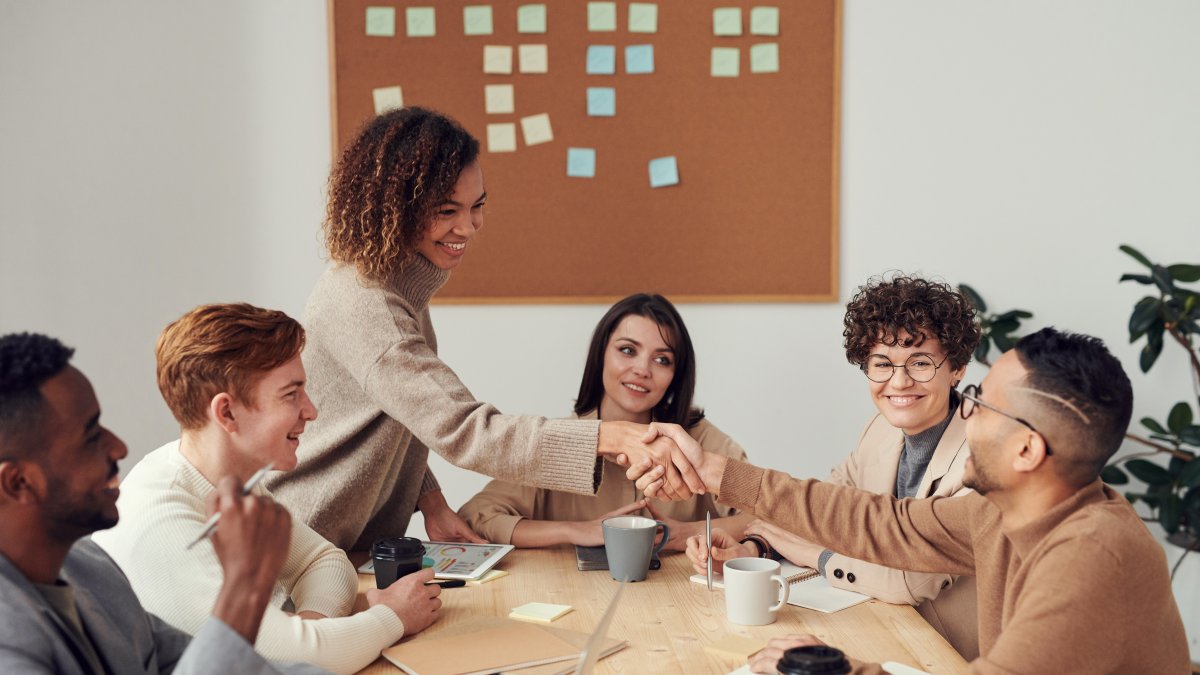 Una remuneración a fin de mes no es el único motivo para mantener a los colaboradores felices