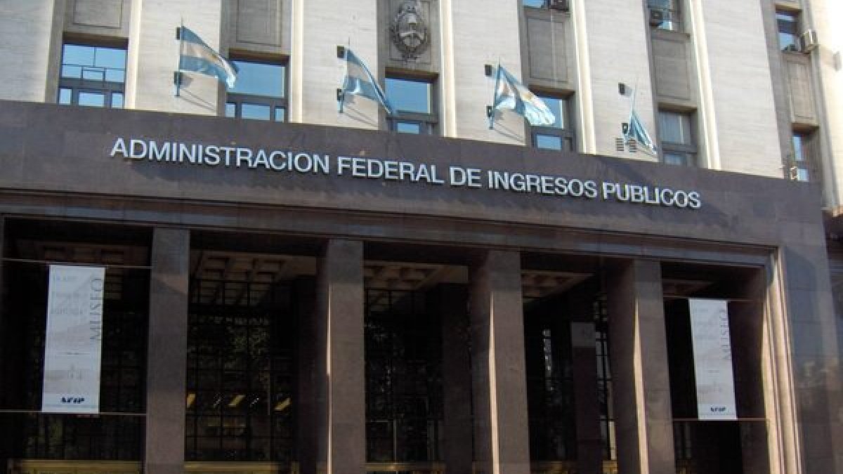 El Ministerio de Hacienda busca identificar capitales en el exterior.