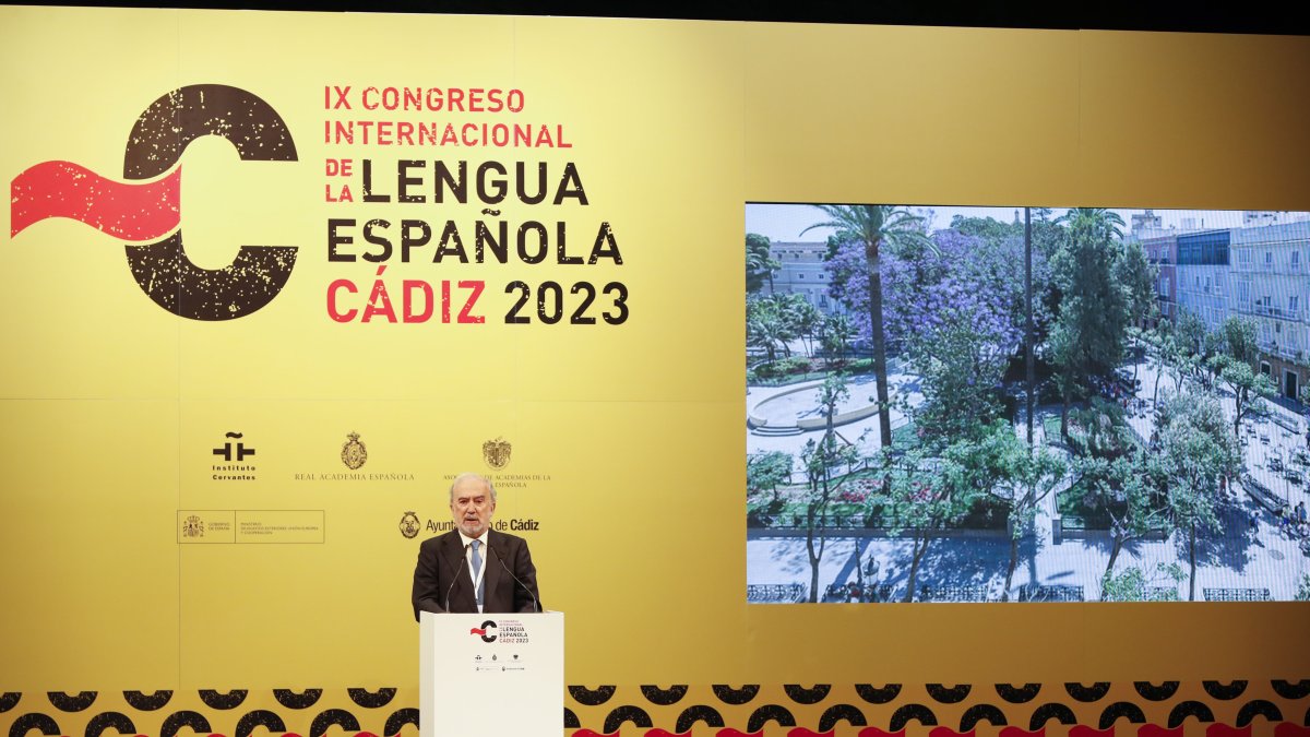 Cádiz (España). El director de la RAE, Santiago Muñoz Machado durante la inauguración de la IX edición del Congreso Internacional de la Lengua Española (CILE) .