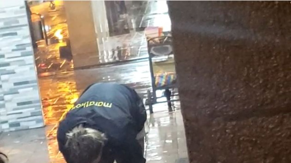 Un joven presenta un cuadro de conducta errática producto del consumo de drogas duras, según especialistas.