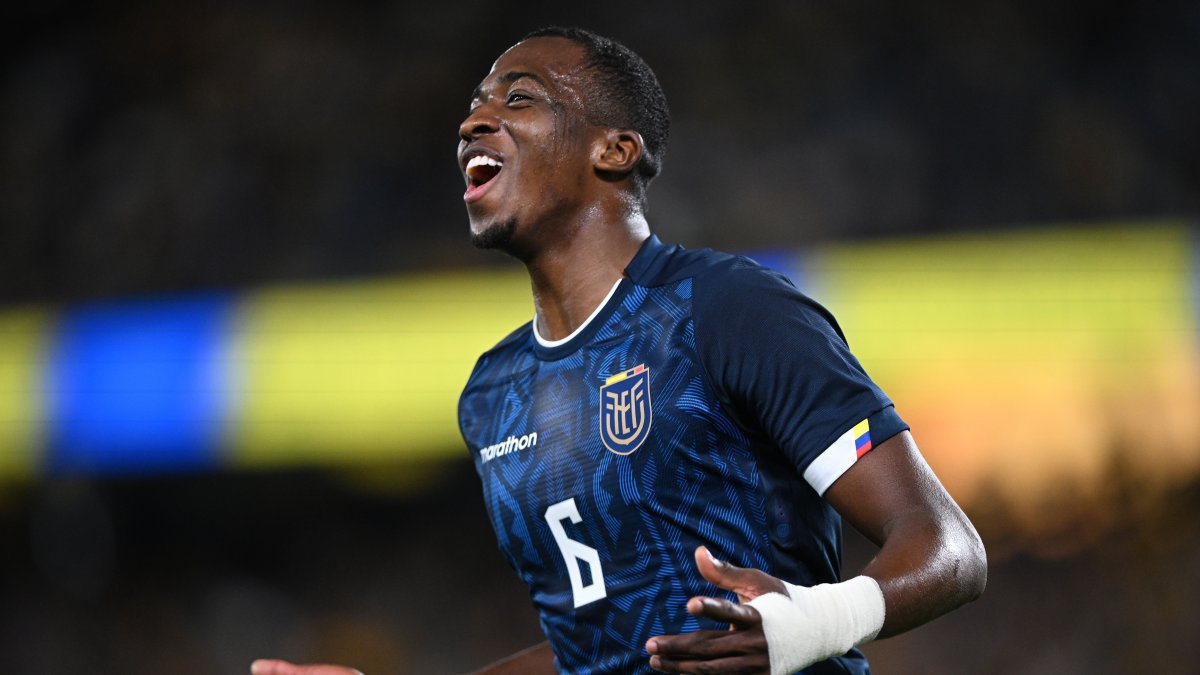 William Pacho estará en el estadio Monumental con la Tri.