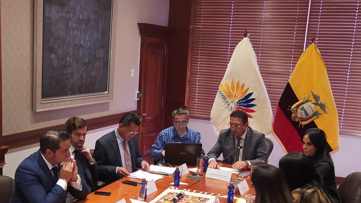 La decisión de la Corte Constitucional será enviada al CAL el mismo que transferirá el proceso a la Comisión de Fiscalización.