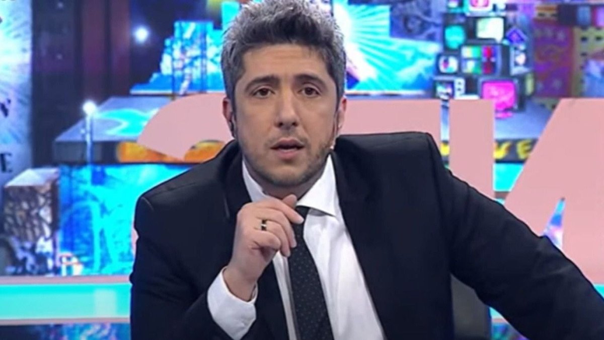 Jey Mammon no niega que hubo una relación con el joven, de ese entonces de 16 años.