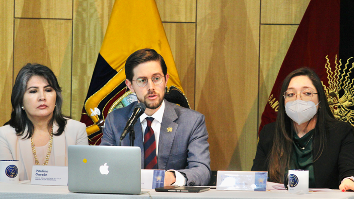 Las autoridades del Banco Central, en su presentación este 31 de marzo de 2023.