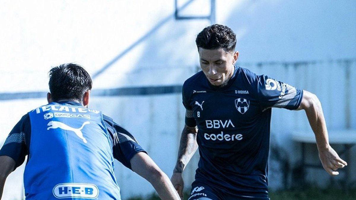El jugador regresa a la actividad oficial tras la lesión de hace meses.
