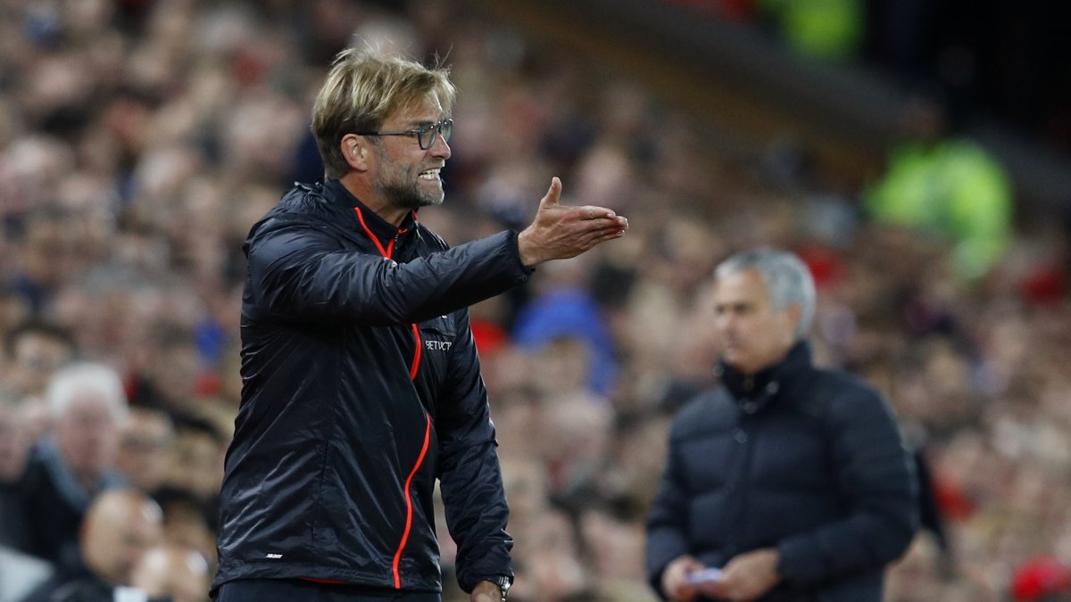 Kloop durante uno de los partidos de su equipo, el Liverpool.