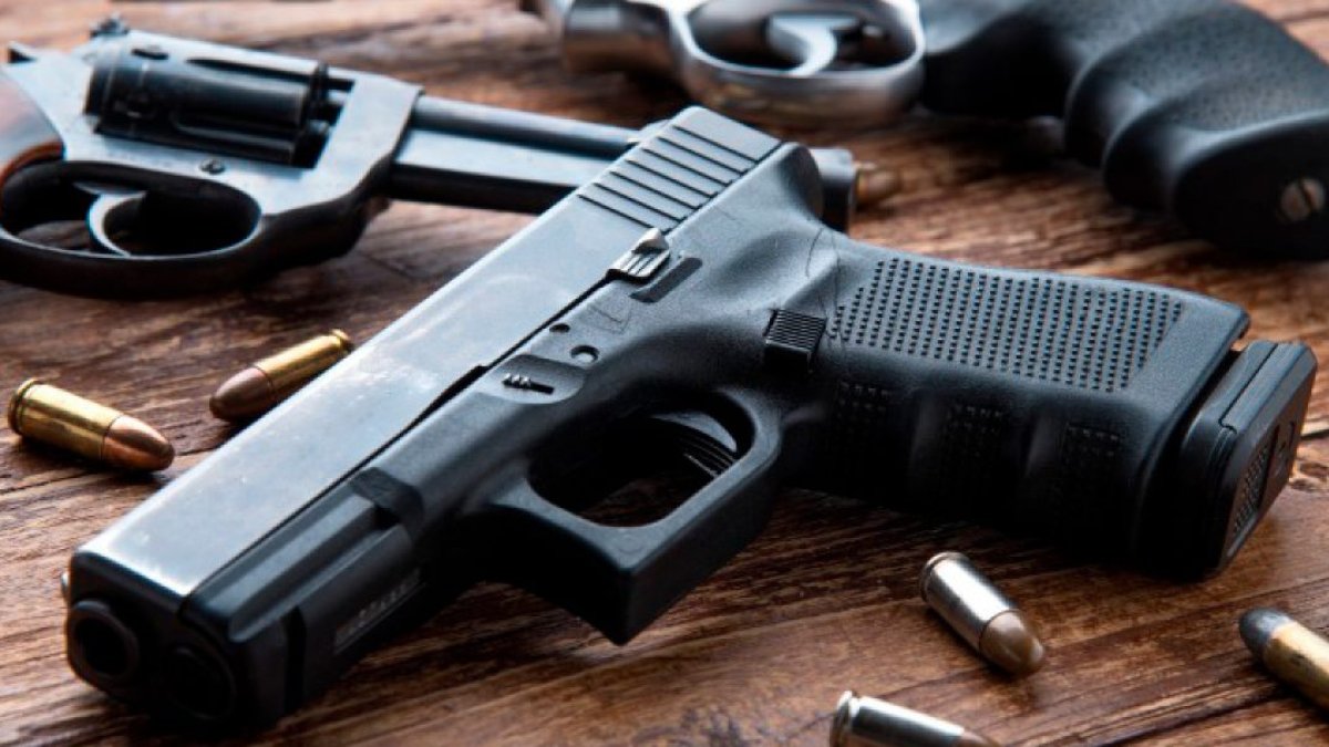 Los permisos para el porte y tenencia de armas en Ecuador son solo para algunas personas en específico.