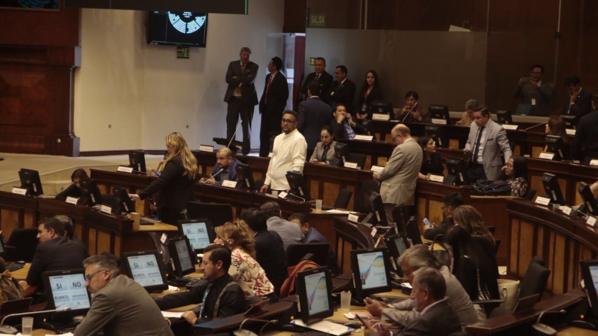 Entre los legisladores ya surgen las primeras acusaciones y sospechas sobre negociación de votos.