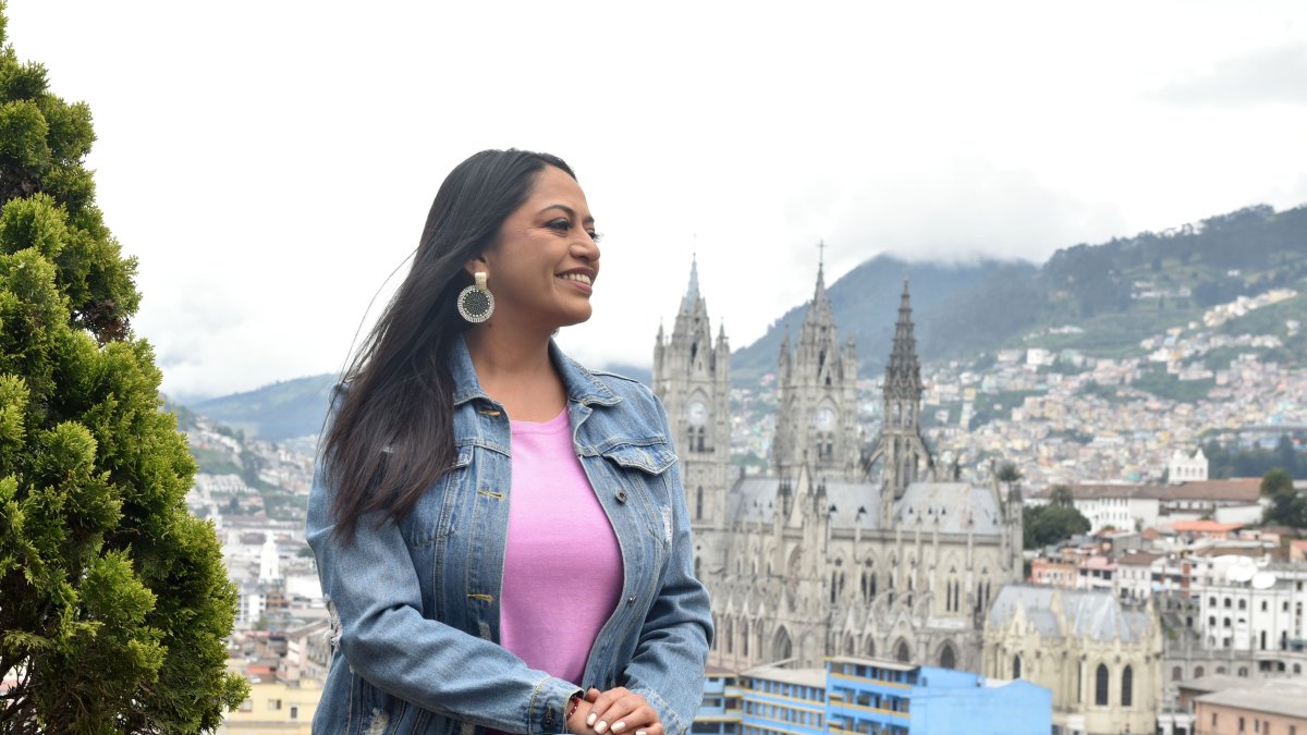 Paola Pabón dice ser una mujer de territorio, que pisa fuerte como una leona.