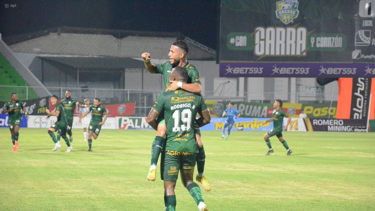 Orense viene de derrotar por 3-2 a Guayaquil City la fecha anterior. Rodrigo Rivas (espalada) marcó el segundo tanto del conjunto machaleño.